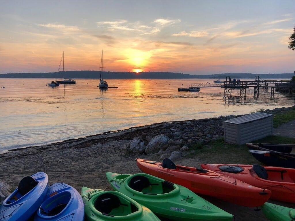 Smuggler'S Cove Inn Boothbay Buitenkant foto